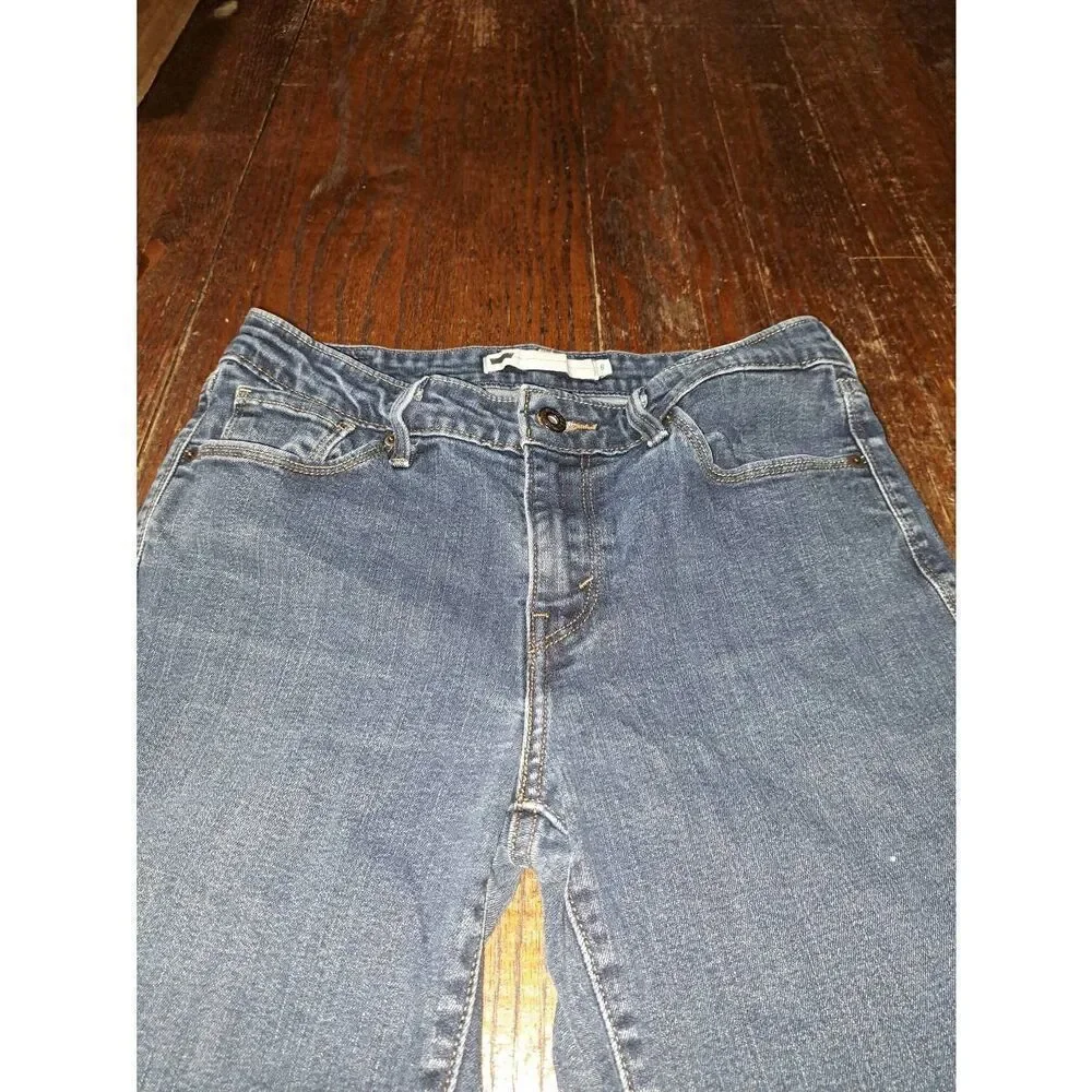 Size 6 Levis Denim Blue Jean Shorts  Bermuda Long Cuffed Leg